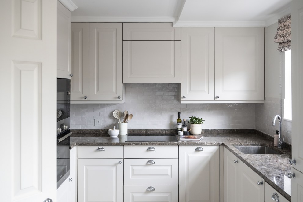 Pied a terre | Kitchen | Interior Designers